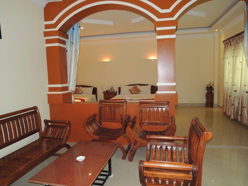 Lux Star Town Hotel Phnom Penh Extérieur photo