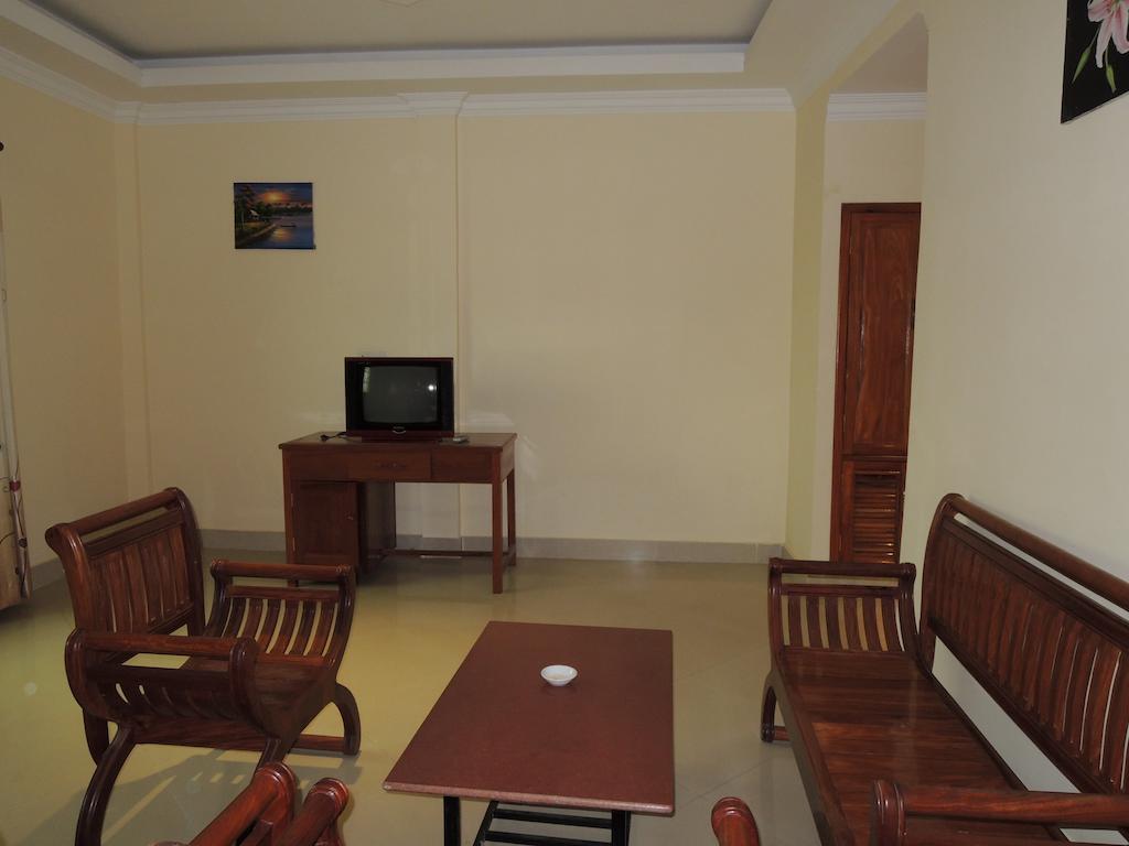 Lux Star Town Hotel Phnom Penh Extérieur photo