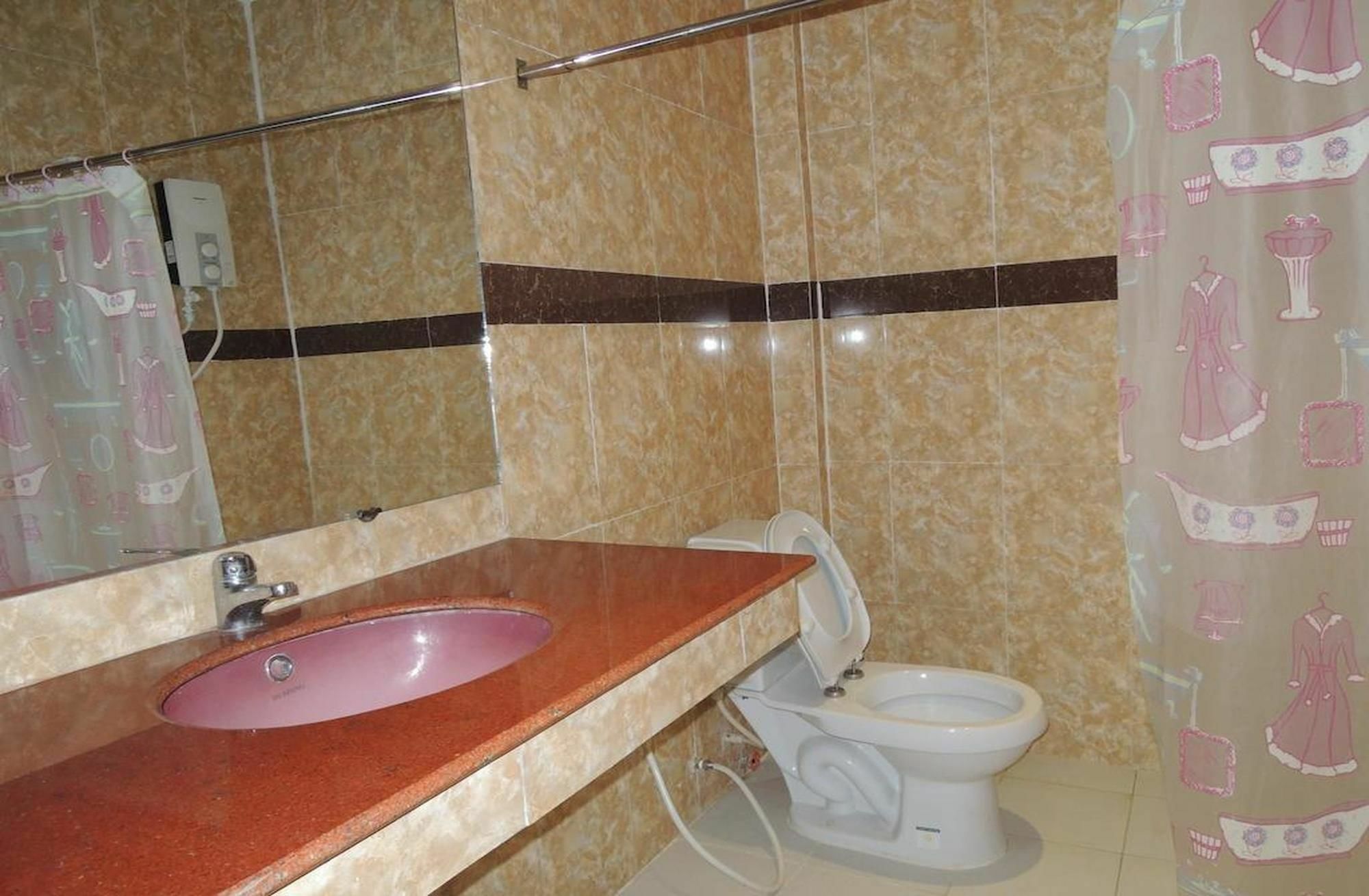 Lux Star Town Hotel Phnom Penh Extérieur photo